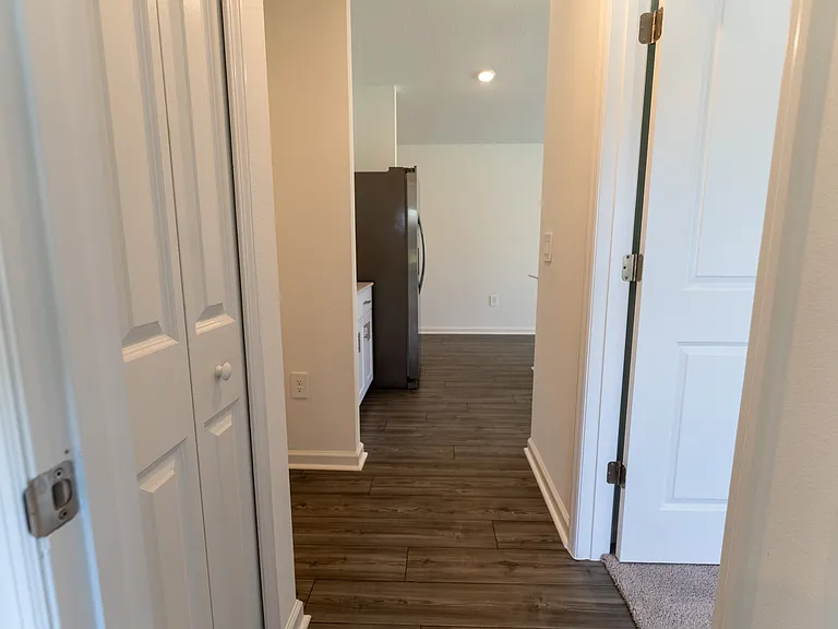 8414 SW 41st Cir — Photo 16