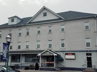 2050 Main St APT 5, Northampton, PA 18067