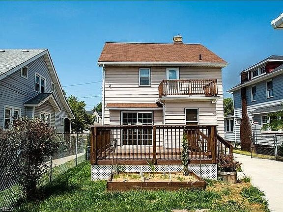 2nd image of 6005 Northcliff Ave