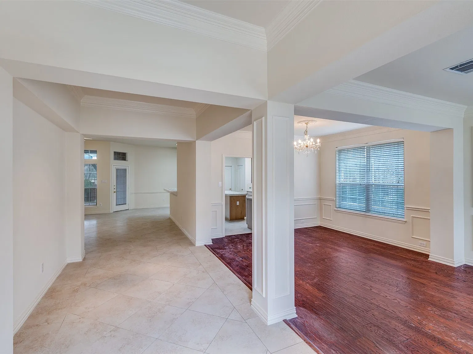 4 bed, 2.0 bath, 2317 sqft, $3,000 — Photo 3