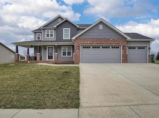 670 Janeita Ct, O'Fallon, IL 62269