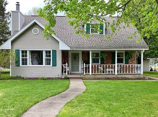 208 Forest Dr, Norway, MI 49870