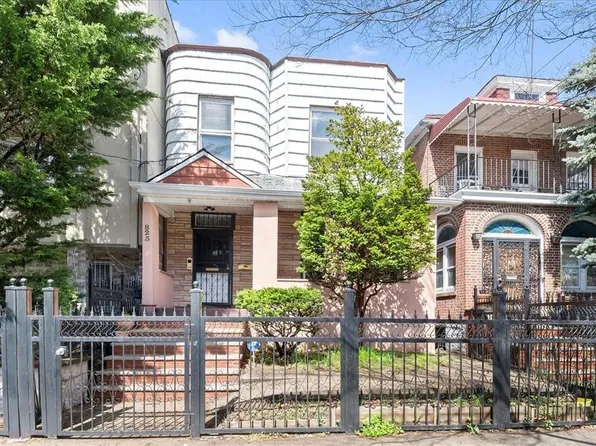 823 E 228th Street, Bronx, NY 10466