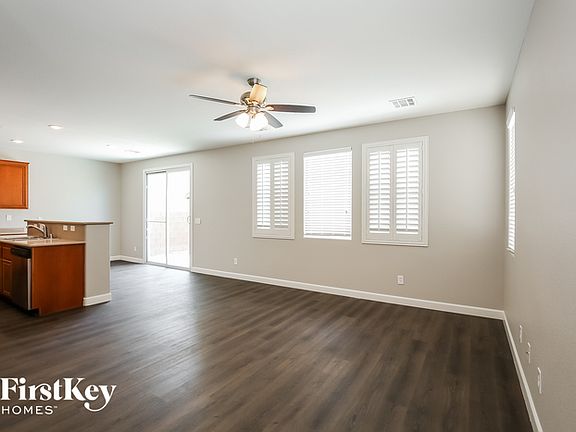 4th image of 6045 Sierra Lakes St