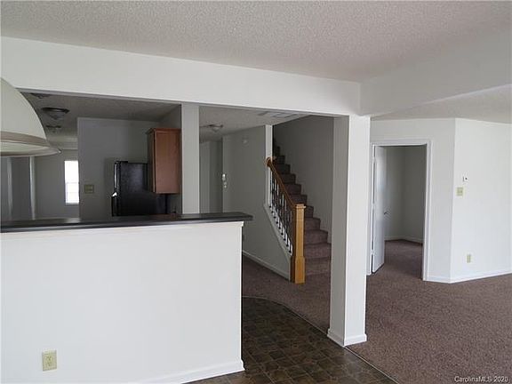 5th image of 12405 Stowe Acres Dr