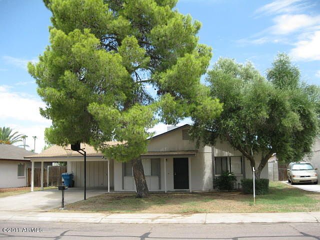 1st image of 4532 W Altadena Ave