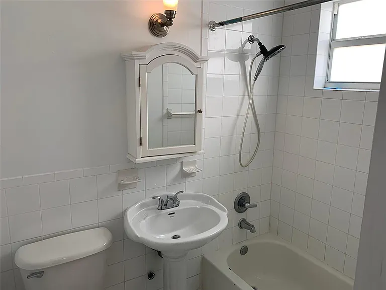 7510 Carlyle Ave #6 — Photo 13