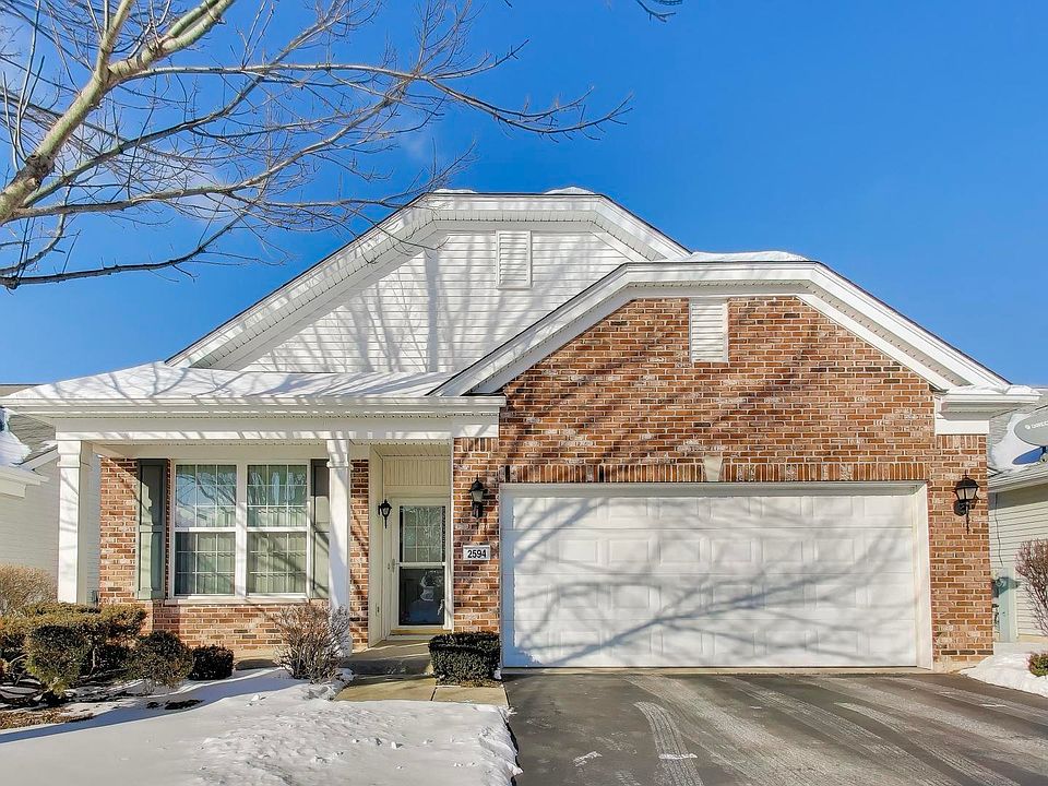 1st image of 2594 Venetian Ln