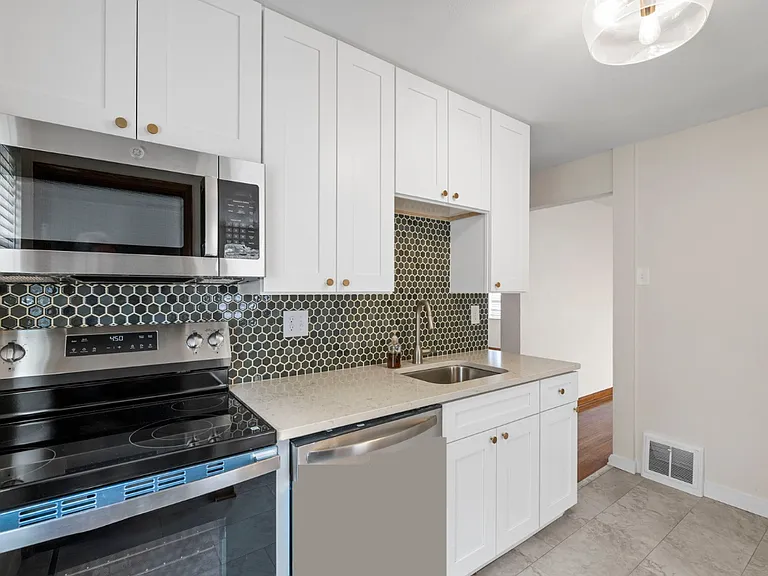 7821 Morgan Ford Rd — Photo 10