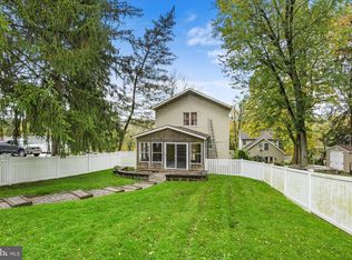 5012 Erbs Bridge Rd, Mechanicsburg, PA 17050
