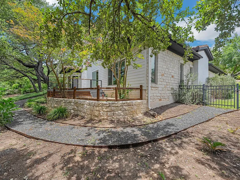 414 New Lido Dr — Photo 29