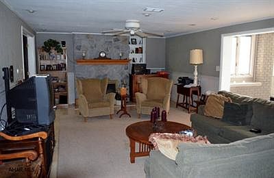 3rd image of 244 E Penn St