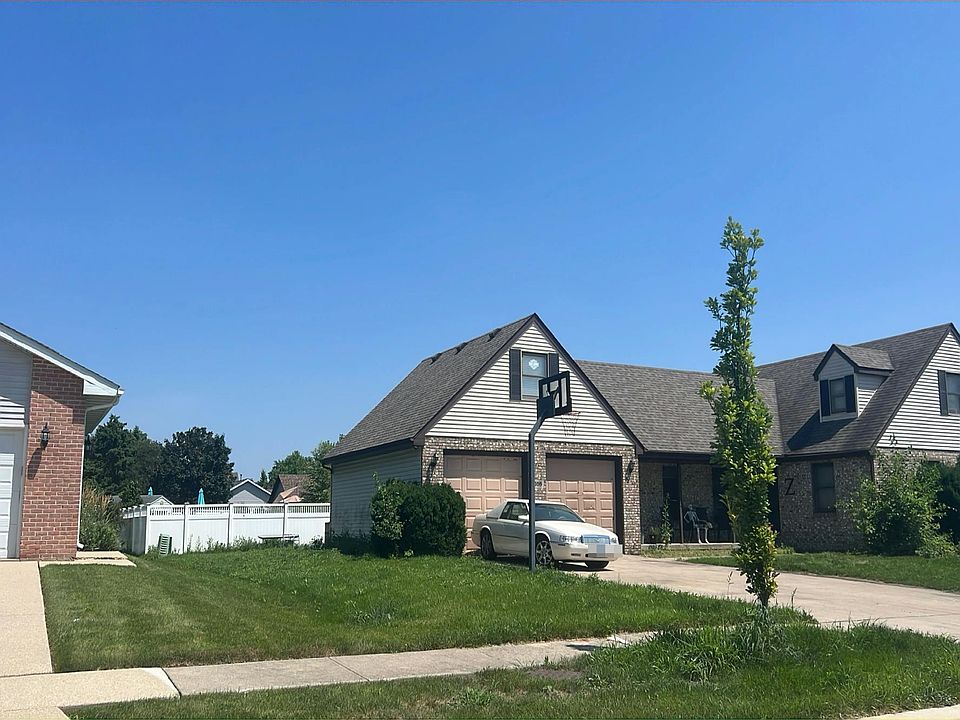 2nd image of 306 Deerpath Dr