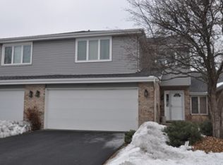 19541 Cambridge Dr, Mokena, IL 60448