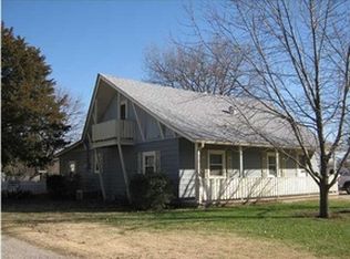 806 N Custer Ln, Augusta, KS 67010