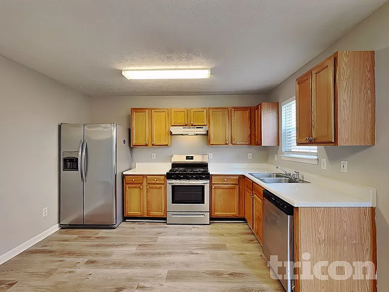 360 Springhaven Way — Photo 6