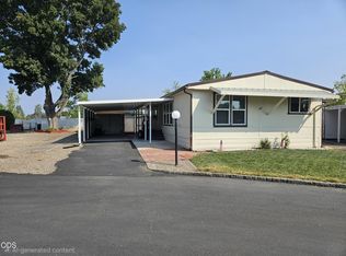 2385 Table Rock Rd SPC 102, Medford, OR 97501