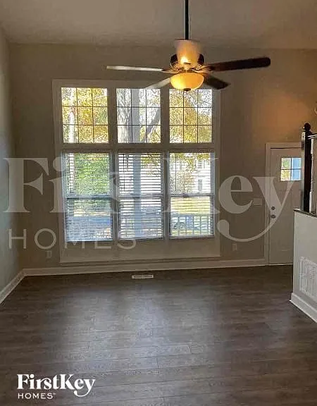 3907 Melshire Ln — Photo 4
