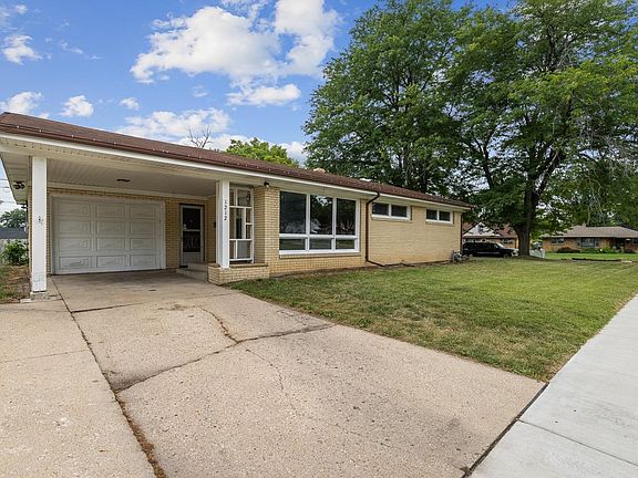 2nd image of 1212 Jonathan Ave