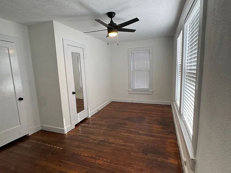 3205 S Tyler St — Photo 14