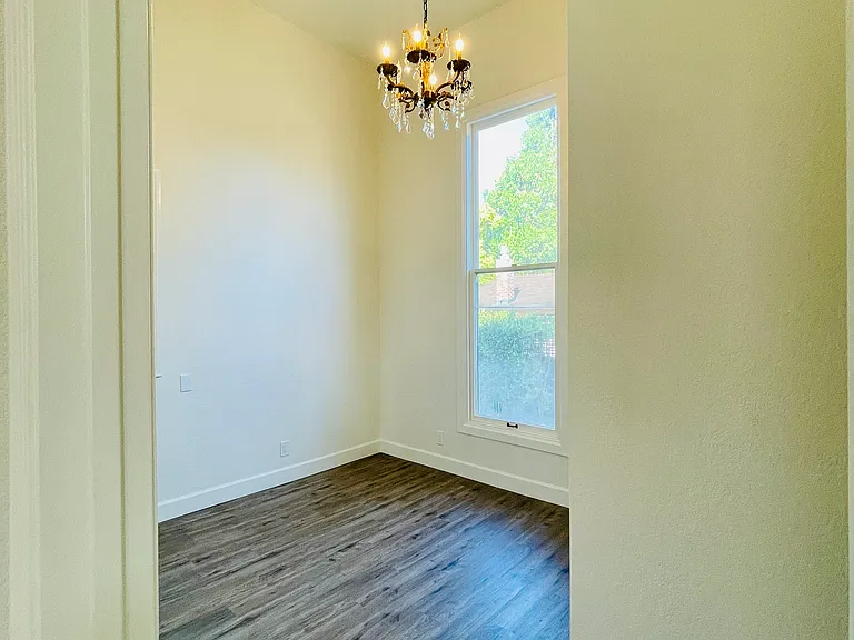 1120 Oak St #3 — Photo 15