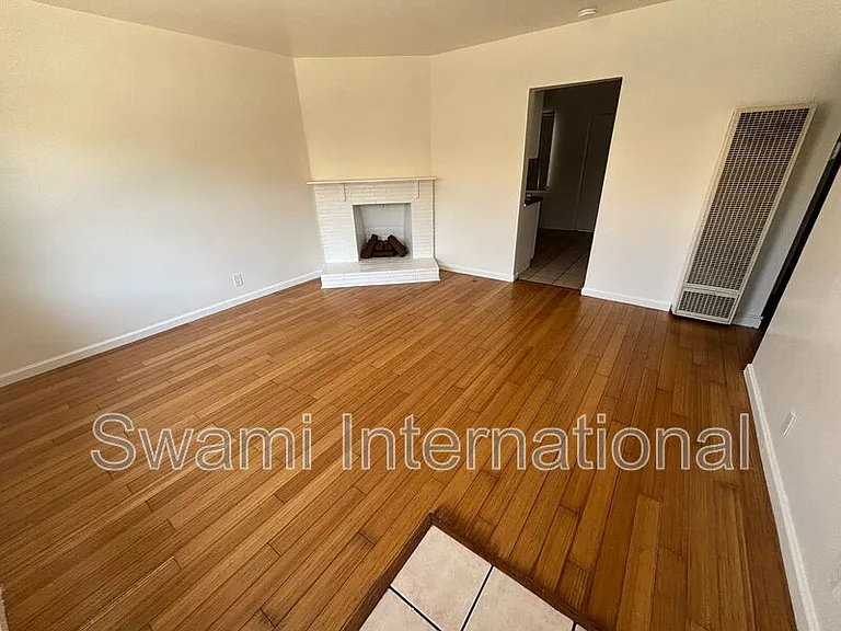 13233 Kornblum Ave — Photo 7