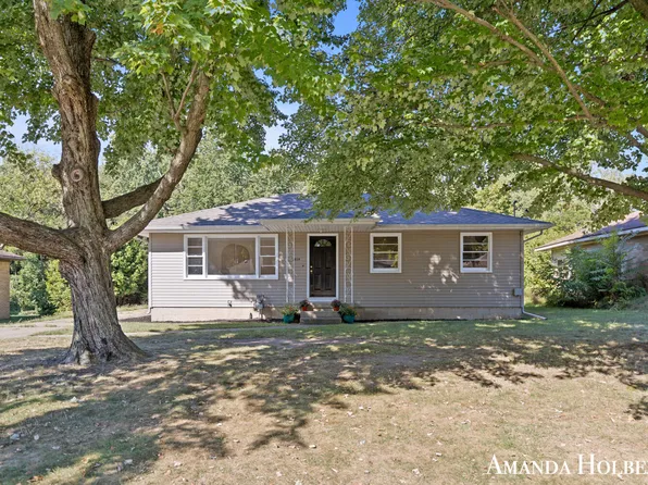 2859 Gerald Ave NE, Grand Rapids, MI 49505