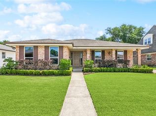 3901 N Turnbull Dr, Metairie, LA 70002