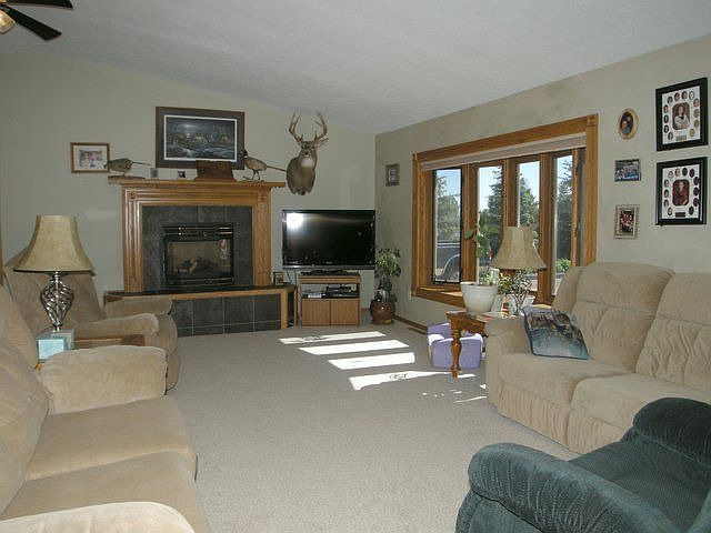 2nd image of 2030 Wolff Rd