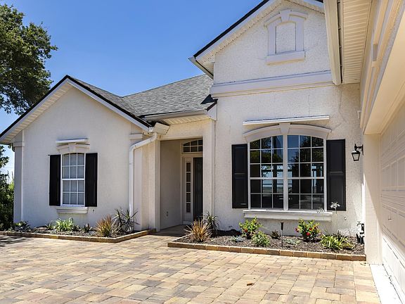 3rd image of 417 Salt Wind Ct W