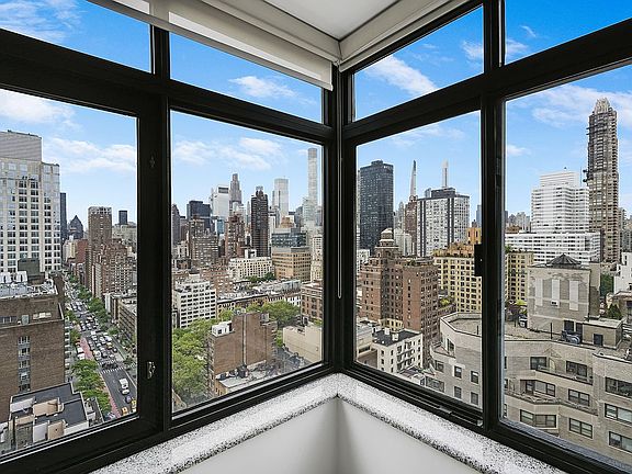 4th image of 400 E 70th St APT 2402