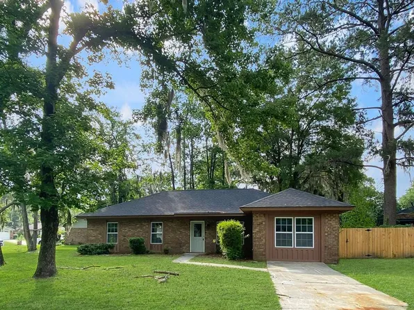 20 Barrington Cir, Savannah, GA 31419