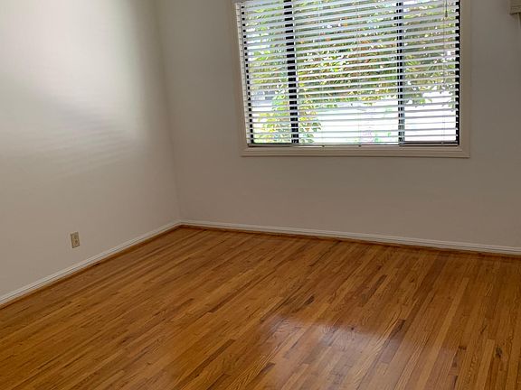 5th image of 3153 Barbara Ct APT A