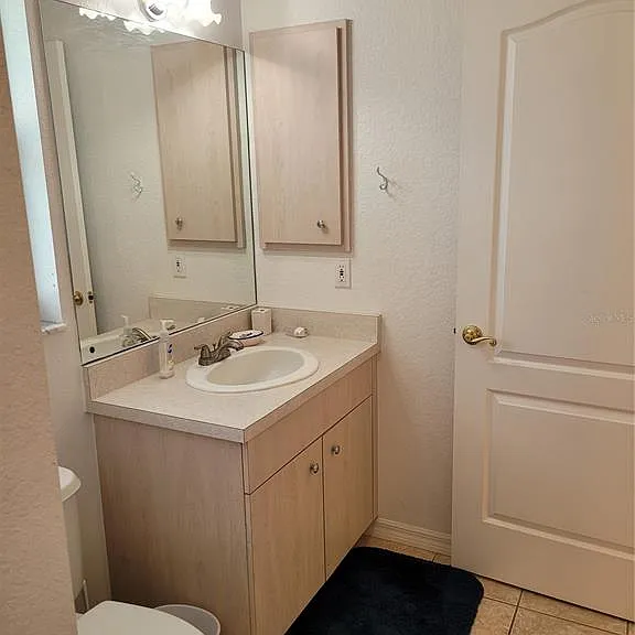 72 Long Meadow Ct — Photo 22