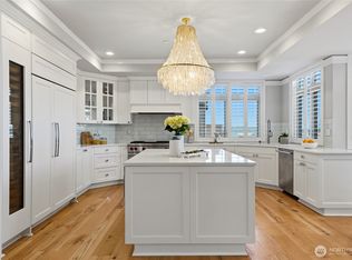 Shumway, Kirkland, WA 98033