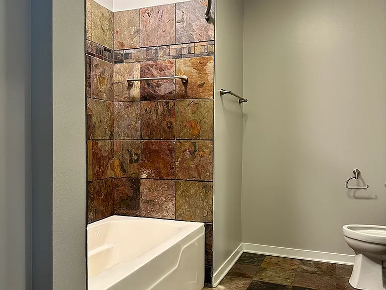 757 N Orleans St #1404 — Photo 9