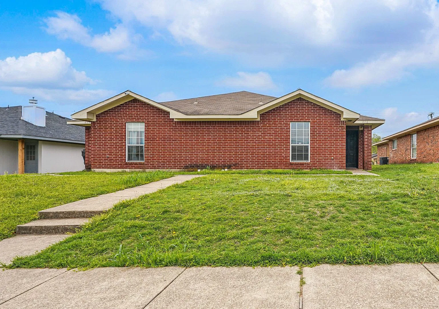 Welcome to your new 3bdrm 2bth home! — Photo 1