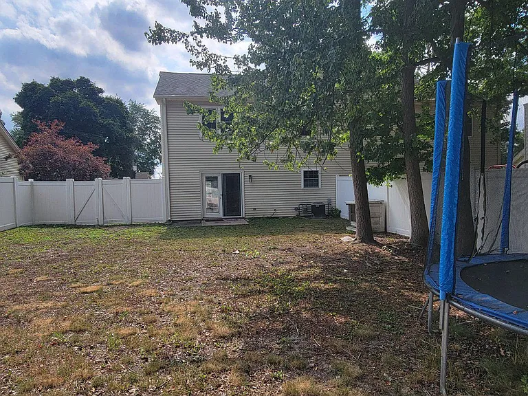 9 Stoney Dr — Photo 7