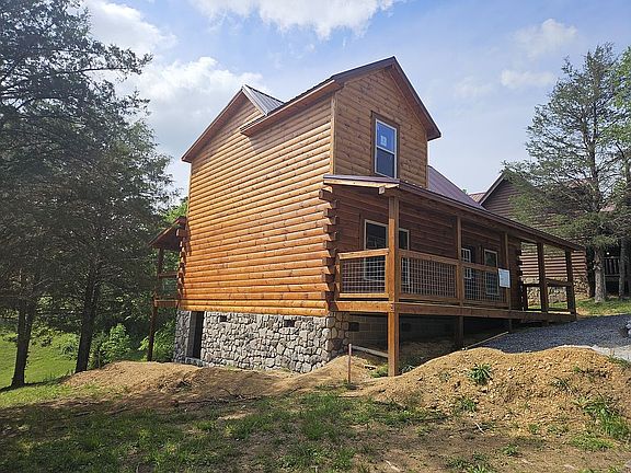 2nd image of 1515 Rainbow Ridge Way