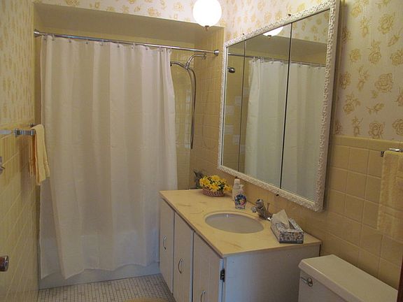 5th image of 7229 W Higgins Ave Unit 201