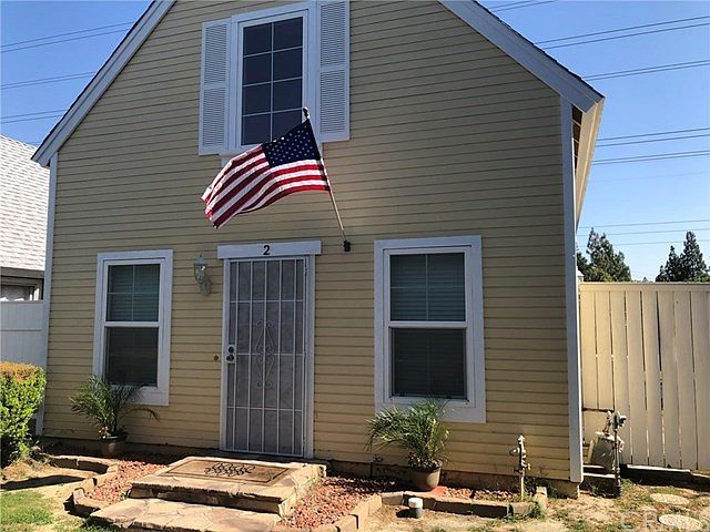 1st image of 14515 Woodland Dr Unit 2