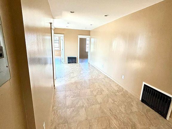 3rd image of 1127 Nameoke St #2D