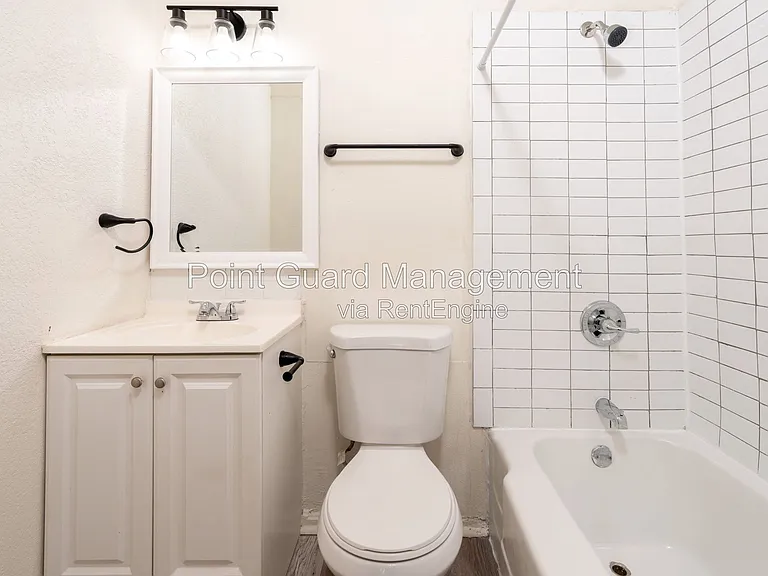 1341 W Dora St #1341 — Photo 10