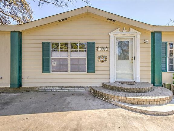3rd image of 4537 Jackson Bend Ct