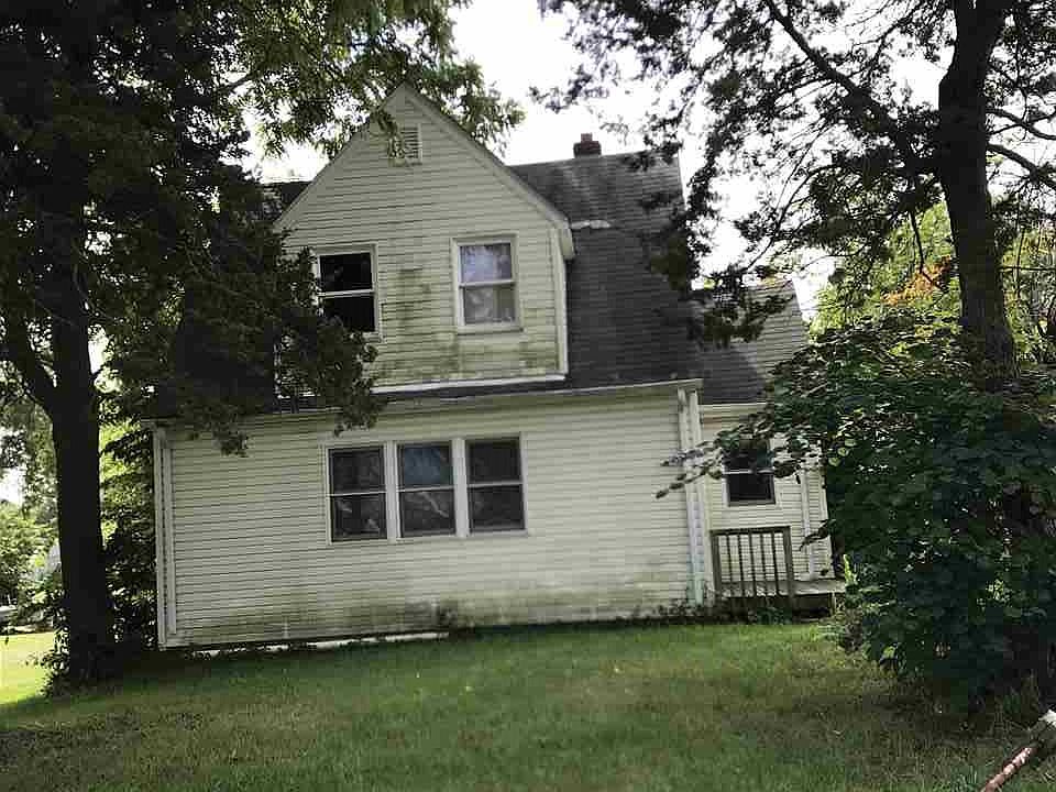 2nd image of 4504 W State St