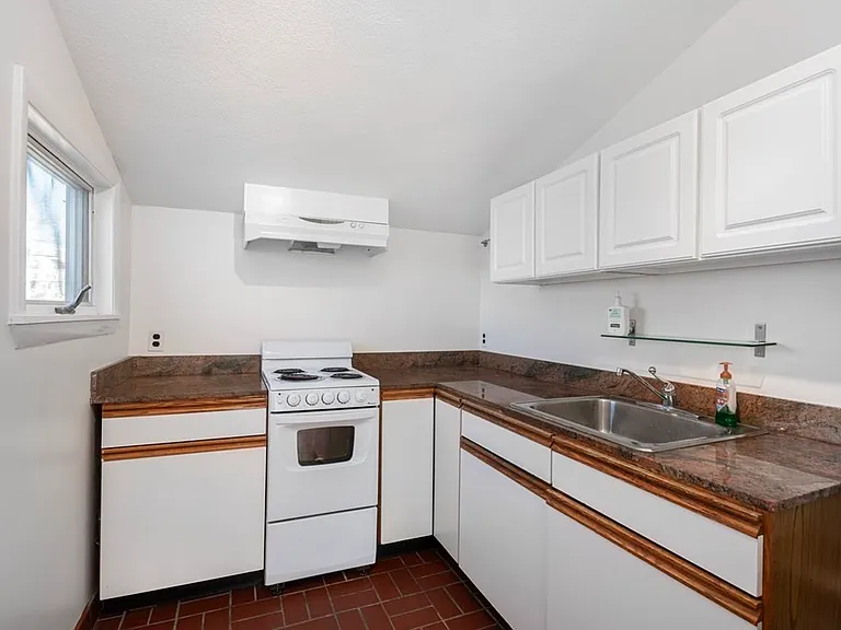 789 Shirley St #3 — Photo 13