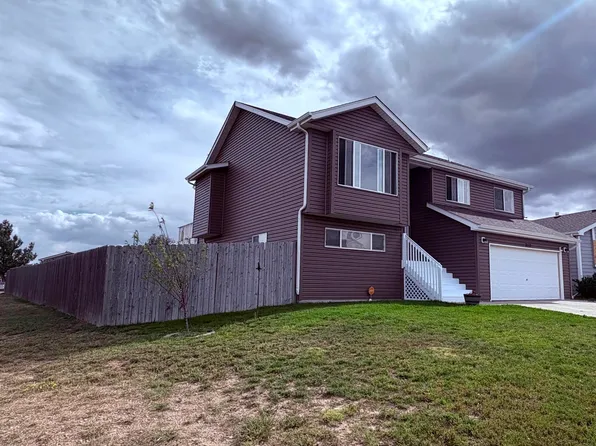 717 Teton St, Cheyenne, WY 82007