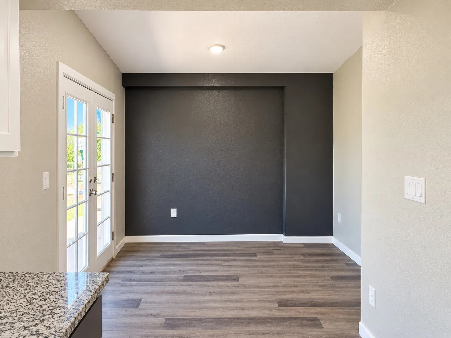 3 bed, 1825 sqft, $2,195 — Photo 4