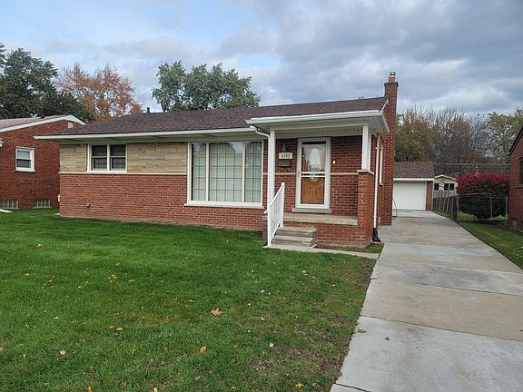 4th image of 9062 Hillcrest St