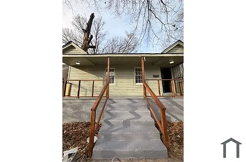 3230 Yale Ave #1 Photo 1